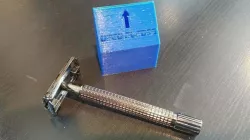 Used Double Edge Razor Blade Discard Box