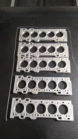 5 cylinder engine keychain
