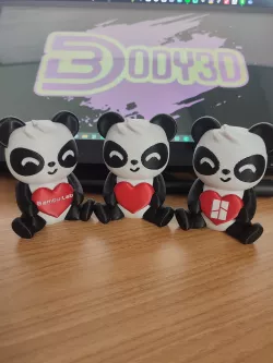 Bambu Lab 3 pandas by @body3d