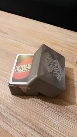 Uno Box