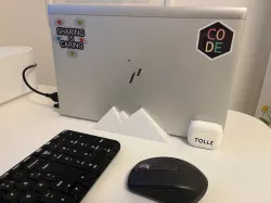 HP 840 G8 Vertical Laptop Holder - Mountain Look