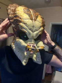 Predator cosplay Mask