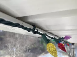 Vinyl Soffit christmas lights clip