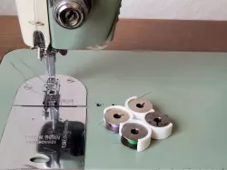 Bobbin holder 