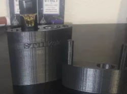 Stiiizy case for half g's 