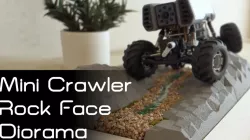 Mini Crawler Rock Face Diorama