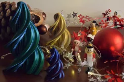 Endless Folding (Christmas ornament)