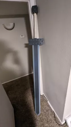 Guts' Hawk Raider Captain Sword (Berserk - The Golden Age Arc)