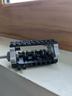crankshaft bracket and crankshaft for lego V8