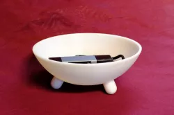Simple Footed Brazier