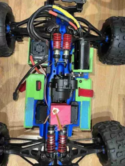 TRAXXAS REVO 3.3 Conversion kit
