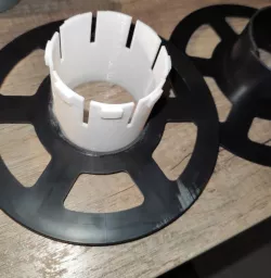 Spool holder - makes reusable non reusable spools (MasterSpool)