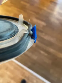 Dyson lid clip