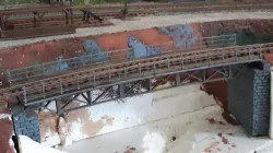 Model train curved bridge (H0)