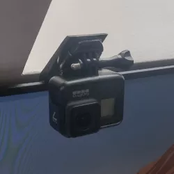 Universal/GoPro monitor mount