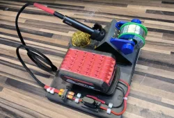 TS100 Solderingstation with Bosch 18V battery Bosch and Dewalt