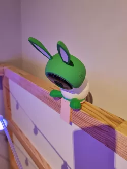 Arlo baby camera mount for Ikea KURA bed