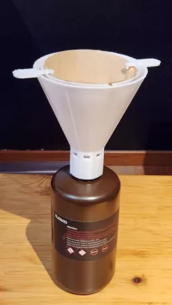 Filter funnel for resin