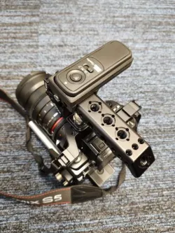Holder for Pixel Remote Control Trigger on Nitze Top Handle