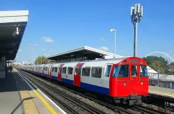 London Underground 1972 Stock - N Scale