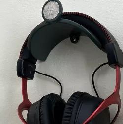 Headphone Mount