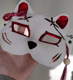 Kitsune fox mask