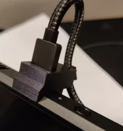 steam deck: usb-c port cable strain relief