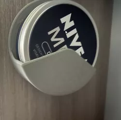 Niveacreme Wandhalter / Nivea cream wall holder