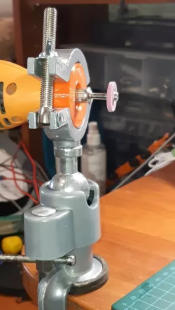 Rotary tool vise mount