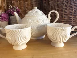Heartbeat Tea Set
