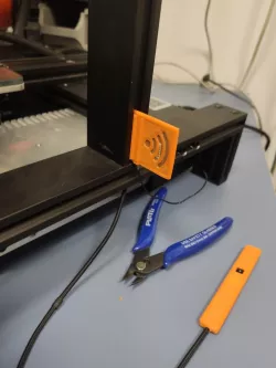 "Wifi Flag" - Rail mount for laptop-style wifi antenna