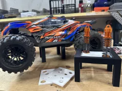 Simple RC Car Stand and Shock Holder