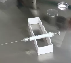 Spritzenablage, Syringe rack