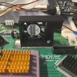 Amiga 1200 Keyboard-Fan-Mount