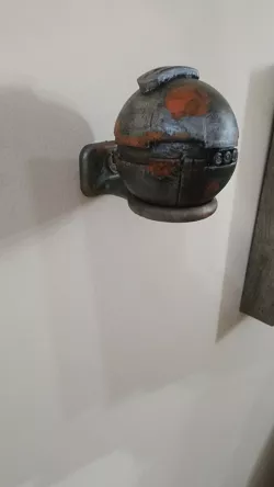 Thermal Detonator Wall Mount