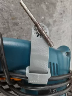 Mandrel key keeper