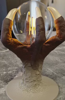 Dragon Claw Lamp Holder