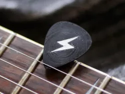 Thunder Pick - 3D Printable Guitar Pick with⚡️ Lightning Emoji