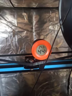 ENDER 3 THERMOMETER BASE (TURNABLE) 