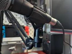 Microphone mount for Lamp Boom
