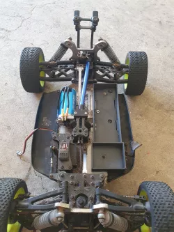 Mugen MBX5 Chassis Brace