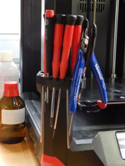 Werkzeughalter für Flashforge Finder 3 / Tool holder for Flashforge Finder 3