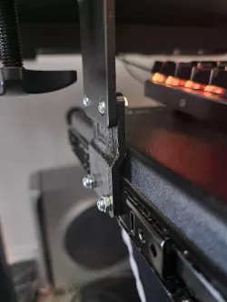 Desk tray extender