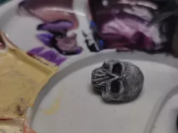 Skully Pin