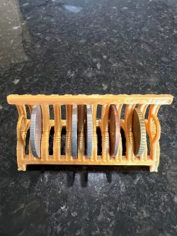 Comfy couch coin organizer