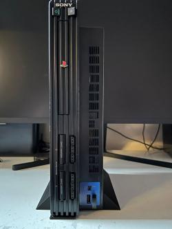 STL file PS2 Fat Vertical Stand (Playstation 2) 🎮・Model to download and 3D  print・Cults