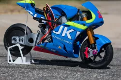 2016 Suzuki GSX-RR 1:8 Racing RC MotoGP Version 2