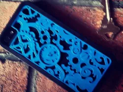 FraemesOpen Steampunk iPhone 5/5S design