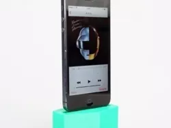 the monter mash coffin iphone speaker