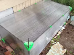Green House Effect: Vertex Brackets